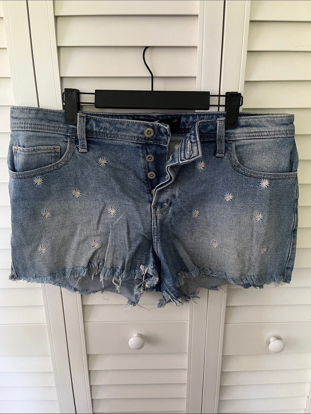 Hollister Light Blue Denim Daisy Embroidered Cutoff Shorts
